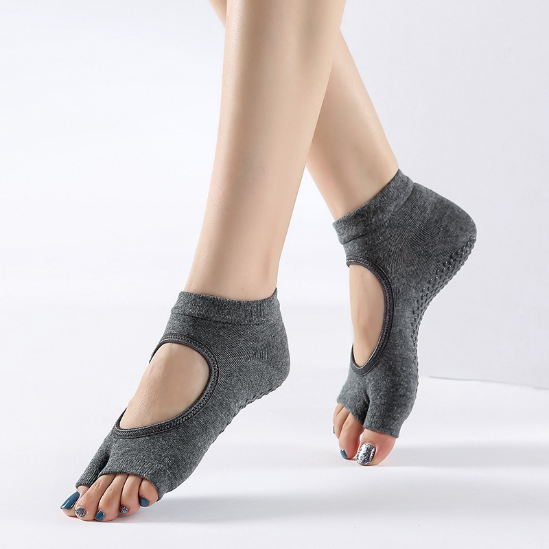 女性用プロフェッショナルバックレスつま先なしヨガソックス滑り - Yoga Dance & Fitness Center Llc のレビューと価格
