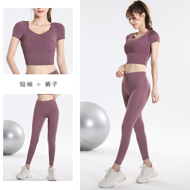 速乾性スポーツトップ（内蔵ブラ付き）プラスサイズ 2026年 - Yoga & Fitness Center のレビューと価格